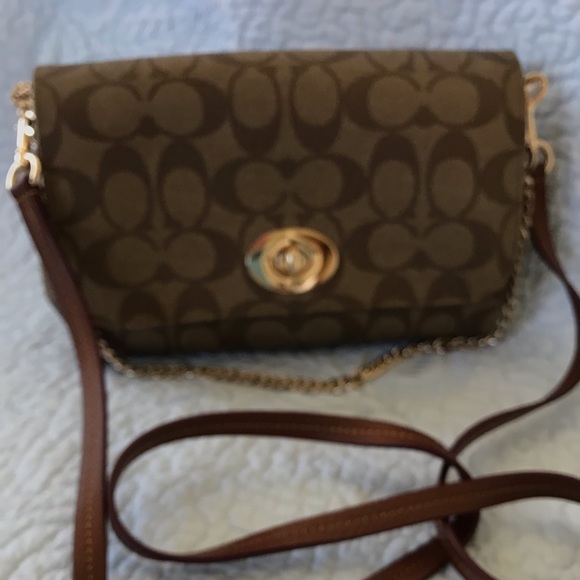 Coach - Picture 2 of 2